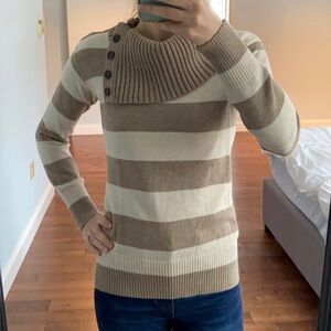 BANANA REPUBLIC cowl neck pullover sweater, beige and ivory. Size small